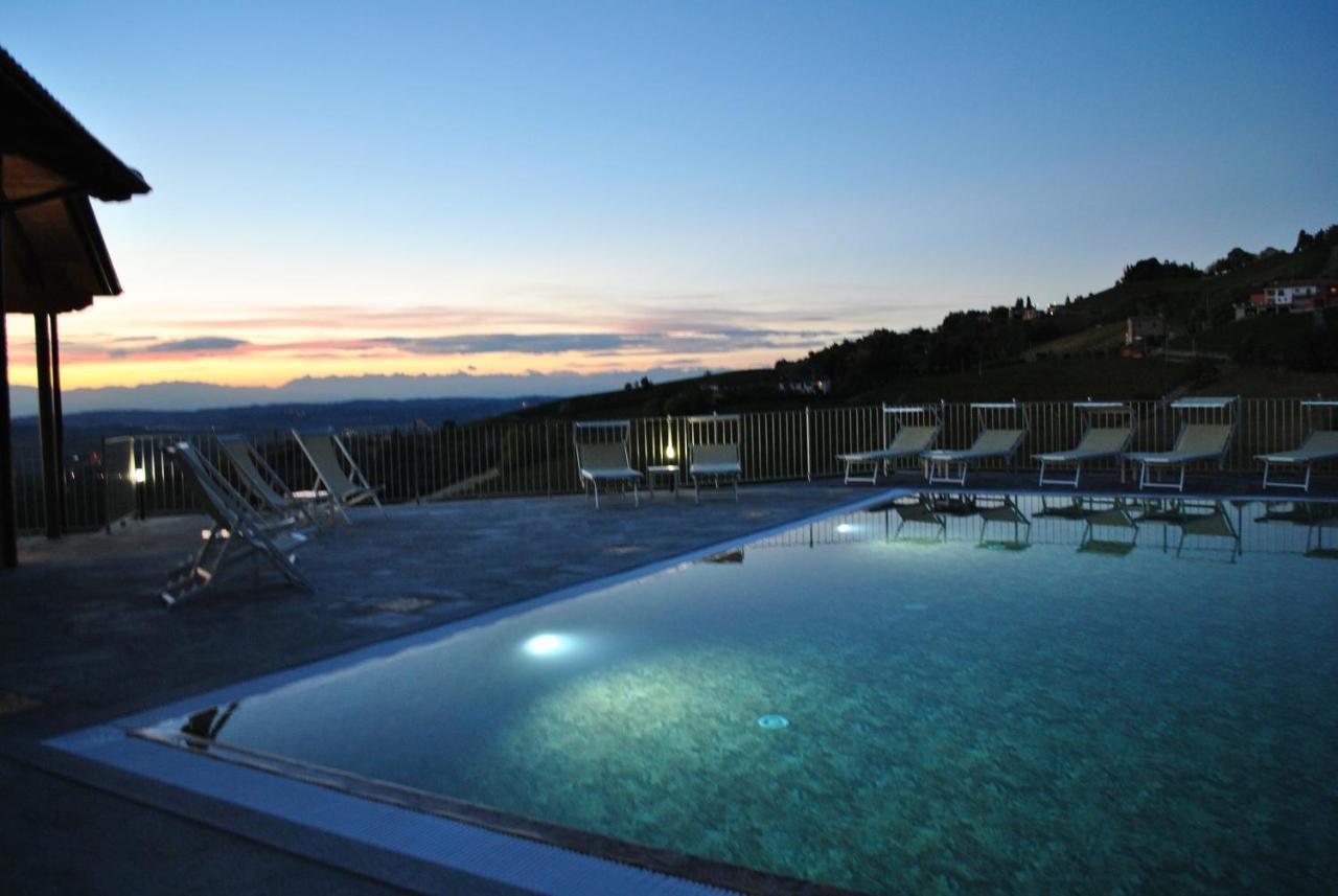 Casa Castella - Adults Only - Langhe Villa Diano d'Alba Bagian luar foto