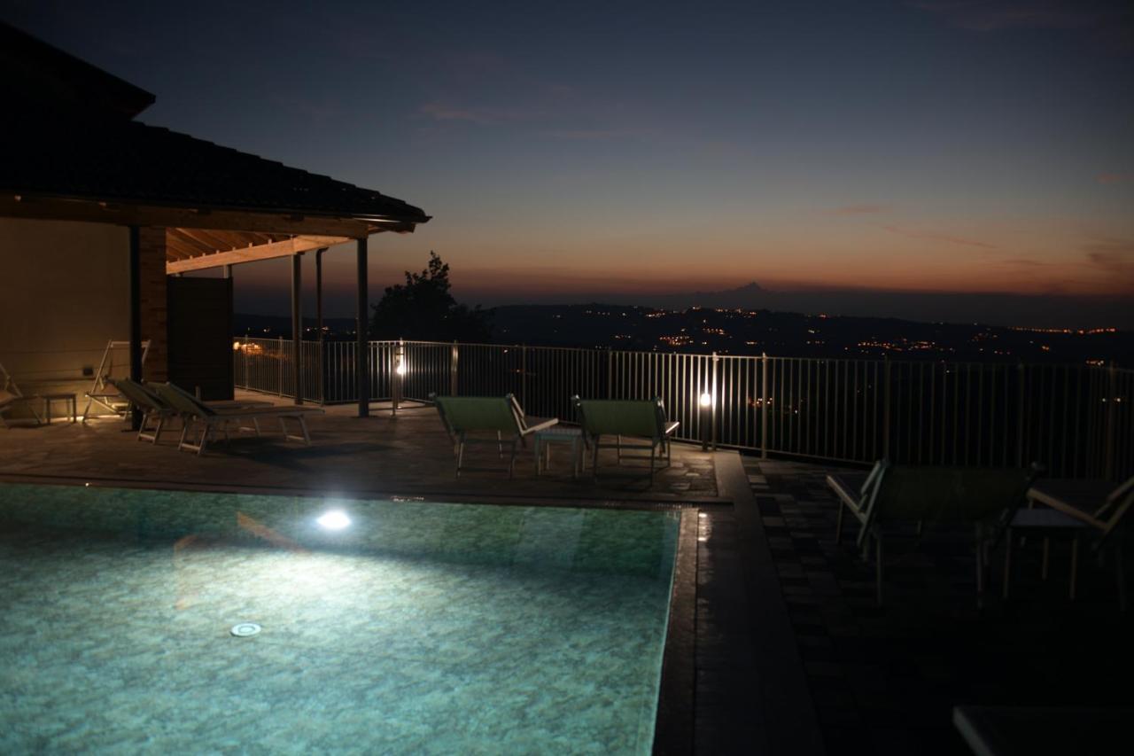 Casa Castella - Adults Only - Langhe Villa Diano d'Alba Bagian luar foto